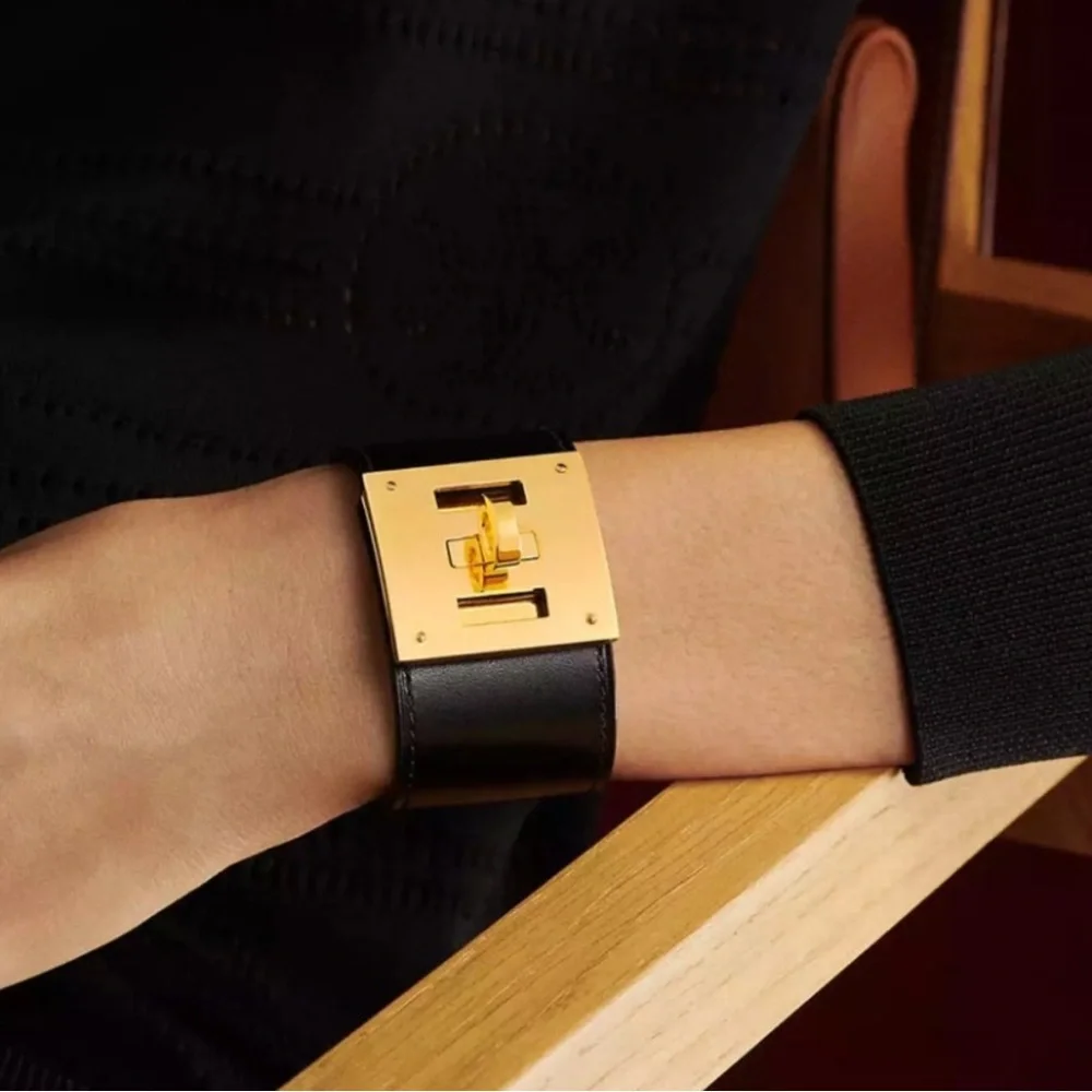 100% Authentic Hermes Kelly Dog Bracelet Black Gold Hardware Box & Dust Bag